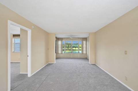 9460 Poinciana Place #203, Davie FL - photo 15 of 51
