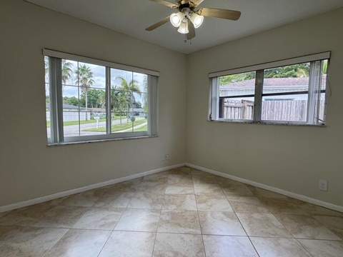 8306 NW 74th Terrace, Tamarac FL - photo 21 of 37