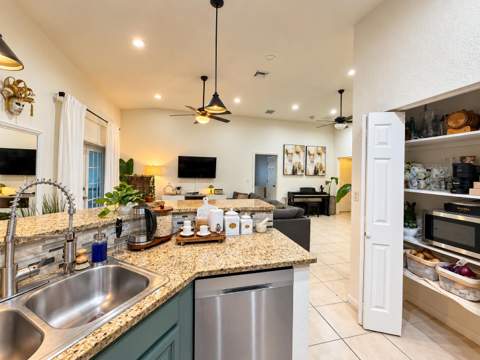 2858 NW 9th Street, Fort Lauderdale FL - photo 9 of 21