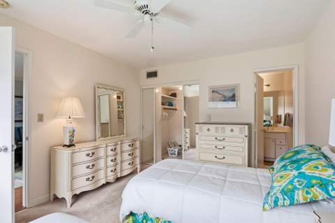 1198 Hillsboro Mile #210, Hillsboro Beach FL - photo 10 of 33
