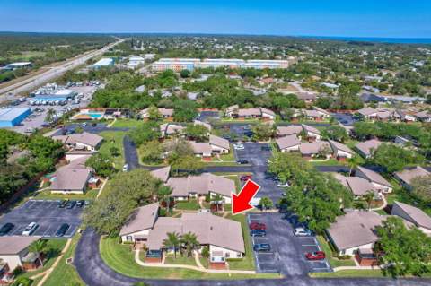 7917 SE Villa Circle, Hobe Sound FL - photo 21 of 24