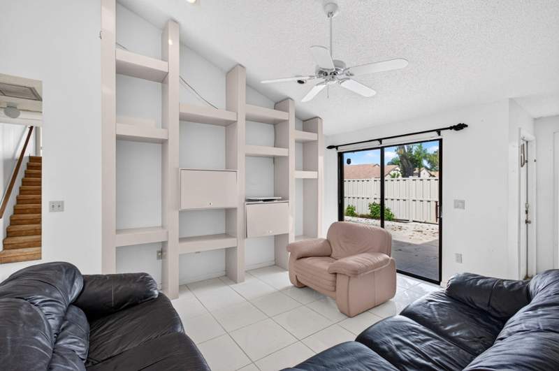 3 bedroom Townhouse at 9844 Boca Gardens Circle #A, Boca Gardens, Boca Raton — photo 3