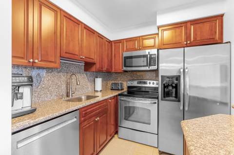 3015 Berkshire A, Deerfield Beach FL - photo 6 of 53