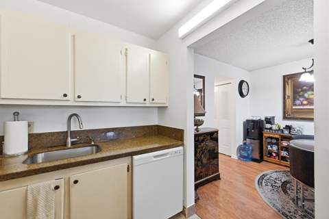 551 Durham Circle #T, Deerfield Beach FL - photo 10 of 21