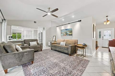 626 NW 100th Way, Coral Springs FL - photo 14 of 62
