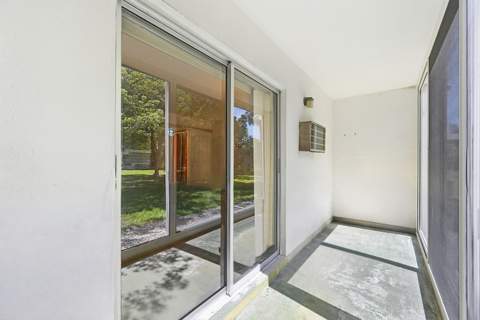 551 Durham Circle #T, Deerfield Beach FL - photo 17 of 21