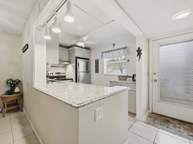 1 bedroom Condominium at 2620 NE 1st Court #1050, Village Royale Greenway Condo, Boynton Beach — photo 3