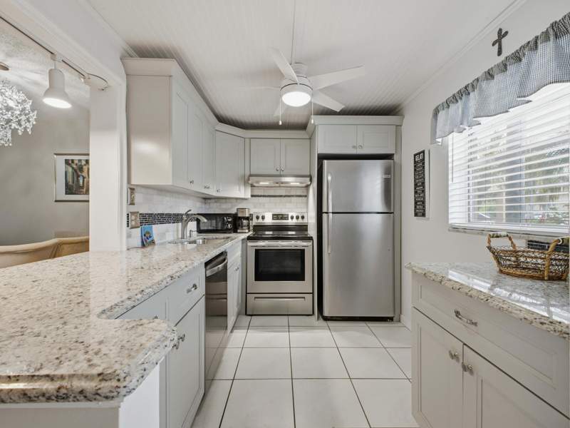 1 bedroom Condominium at 2620 NE 1st Court #1050, Village Royale Greenway Condo, Boynton Beach — photo 4