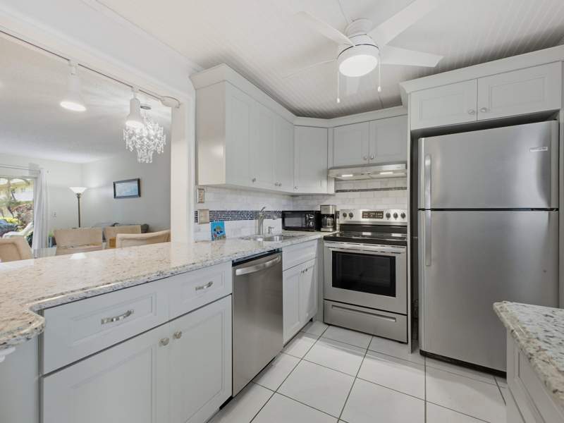 1 bedroom Condominium at 2620 NE 1st Court #1050, Village Royale Greenway Condo, Boynton Beach — photo 5