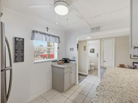 2620 NE 1st Court #1050, Boynton Beach FL - photo 6 of 24