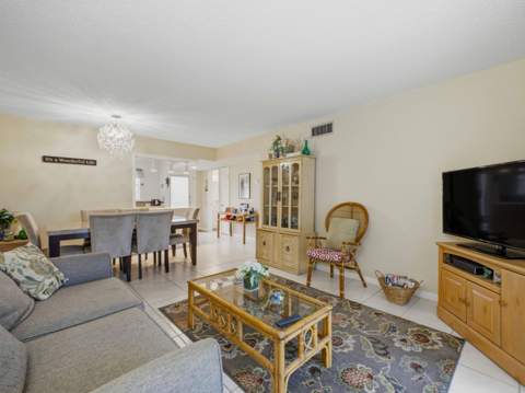 2620 NE 1st Court #1050, Boynton Beach FL - photo 10 of 24