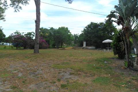 730 W Ilex Drive, Lake Park FL - photo 10 of 39