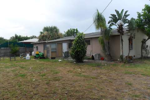 730 W Ilex Drive, Lake Park FL - photo 16 of 39