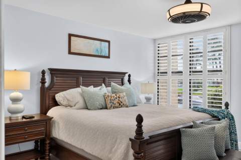 8 Royal Palm Way #104, Boca Raton FL - photo 23 of 65
