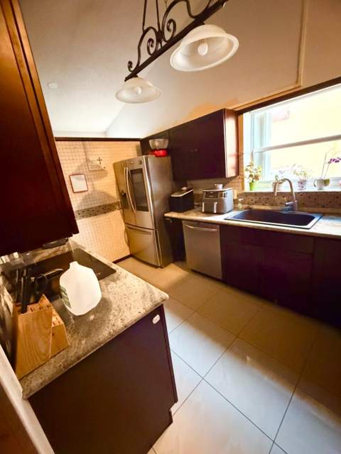 106 Azalea Circle, Boynton Beach FL - photo 8 of 16