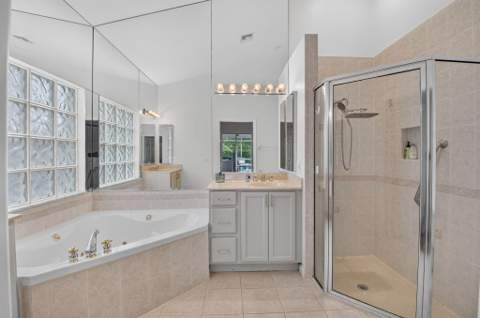 4819 Gateway Gardens Drive, Boynton Beach FL - photo 23 of 44