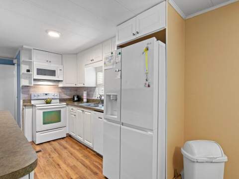 196 W Caribbean, Port St. Lucie FL - photo 19 of 35