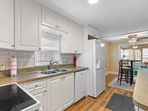196 W Caribbean, Port St. Lucie FL - photo 22 of 35