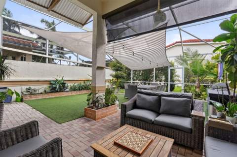 457 W Palm Aire Drive, Pompano Beach FL - photo 6 of 65