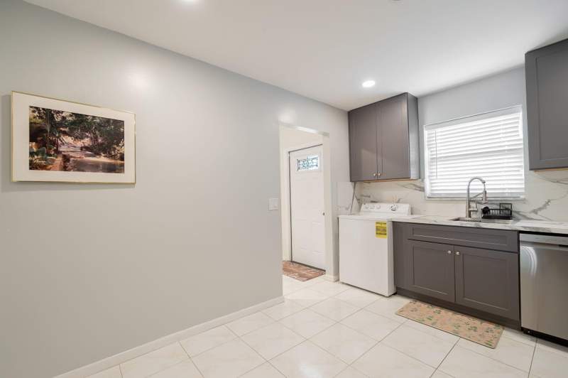 2 bedroom Condominium at 903 Worcester Lane, Covered Bridge Condo, Lake Worth — photo 5