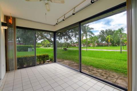 903 Worcester Lane, Lake Worth FL - photo 20 of 43