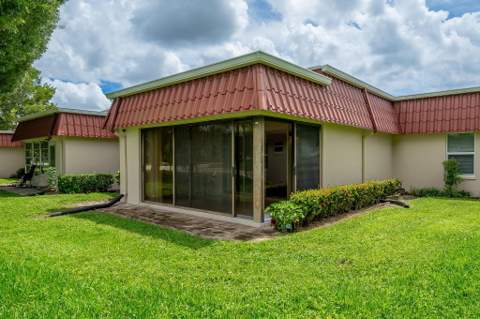 903 Worcester Lane, Lake Worth FL - photo 23 of 43