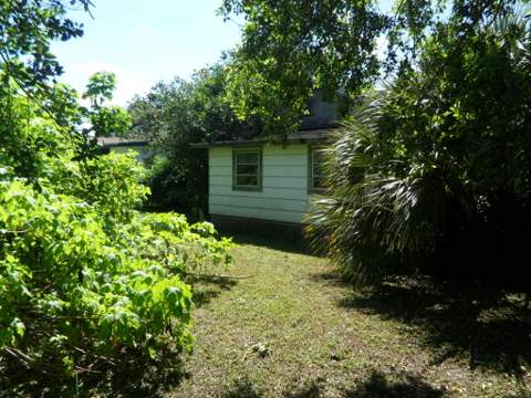 4639 Sunset Lane, West Palm Beach FL - photo 18 of 20