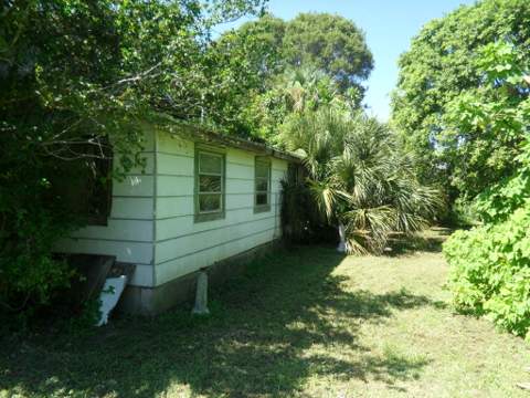 4639 Sunset Lane, West Palm Beach FL - photo 8 of 20
