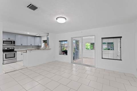 1823 SW 22nd Street, Fort Lauderdale FL - photo 11 of 53