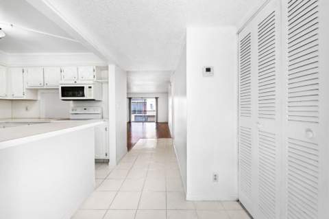 3000 Riverside Drive #209-1, Coral Springs FL - photo 7 of 23
