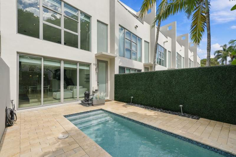 3 bedroom Townhouse at 1703 NE 5th Court #1703, Victoria Park Corr Amen Plat, Fort Lauderdale — photo 4