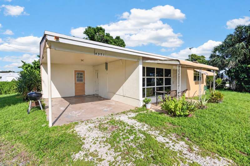2 bedroom Single Family Residence at 4351 Colt Lane, Gun Club Est, West Palm Beach — photo 4