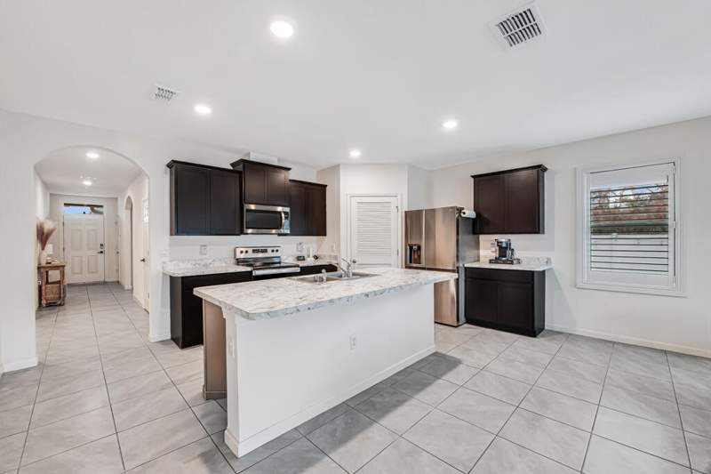 4 bedroom Single Family Residence at 1066 SW Coleman Avenue, Port St Lucie Section 8, Port St. Lucie — photo 4