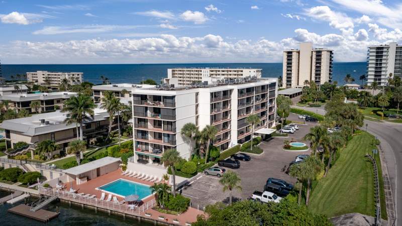 2 bedroom Condominium at 225 S Beach Road #Unit 205, Ocean Villas Condo Apts, Jupiter — photo 2