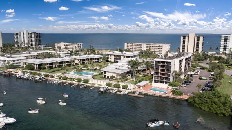 2 bedroom Condominium at 225 S Beach Road #Unit 205, Ocean Villas Condo Apts, Jupiter — photo 4
