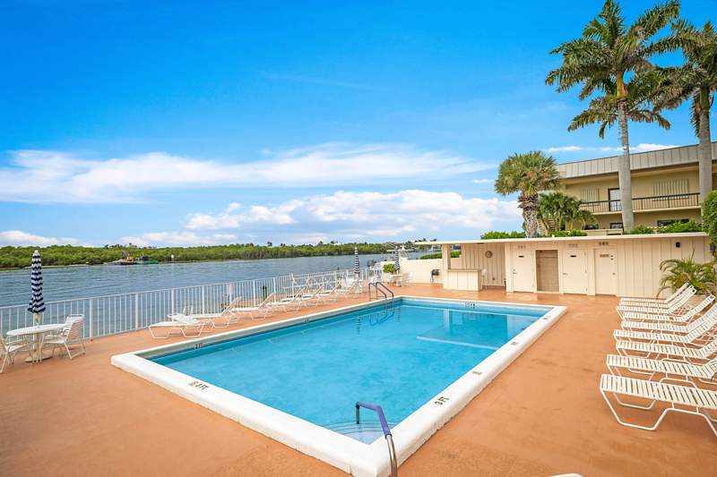 2 bedroom Condominium at 225 S Beach Road #Unit 205, Ocean Villas Condo Apts, Jupiter — photo 5