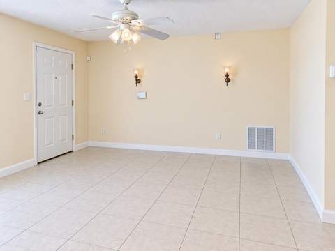 5716 NW 65th Way, Tamarac FL - photo 6 of 18