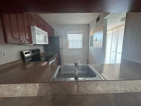 9157 NW 1st Court #203, Pembroke Pines FL - photo 8 of 24