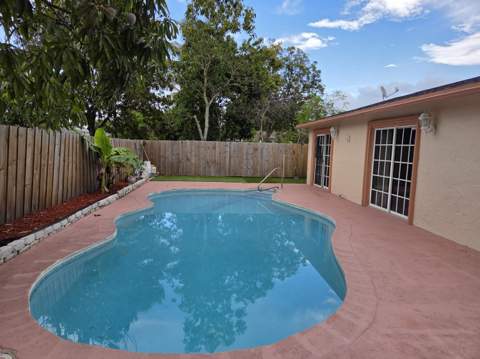 7601 Kimberly Boulevard, North Lauderdale FL - photo 6 of 62