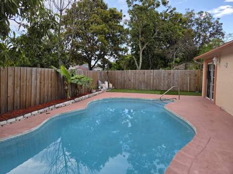 7601 Kimberly Boulevard, North Lauderdale FL - photo 9 of 62
