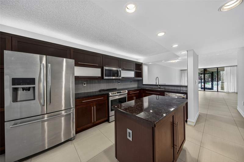 2 bedroom Condominium at 1100 SE 5th Court #53, Nobel Point Condo, Pompano Beach — photo 2