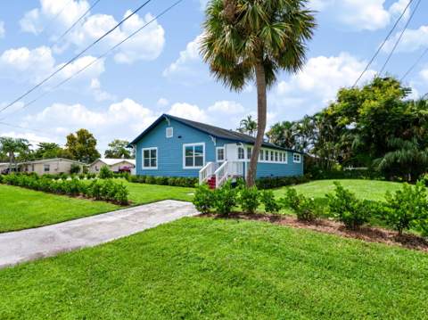 1566 NW 9th Avenue, Stuart FL - photo 9 of 31