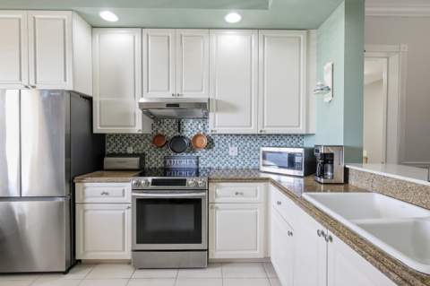 36 Harbour Isle Drive #304, Fort Pierce FL - photo 9 of 41