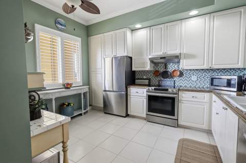 36 Harbour Isle Drive #304, Fort Pierce FL - photo 11 of 41