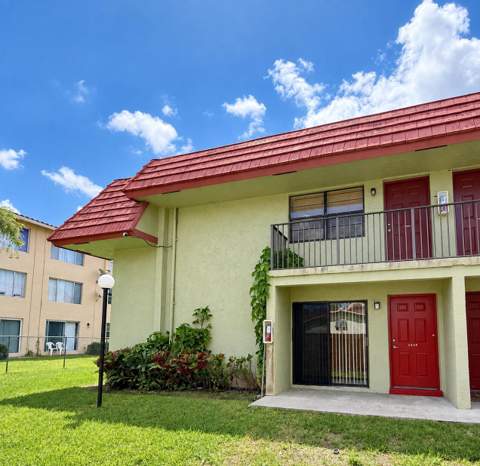 3253 NW 104th Avenue, Coral Springs FL - photo 16 of 18