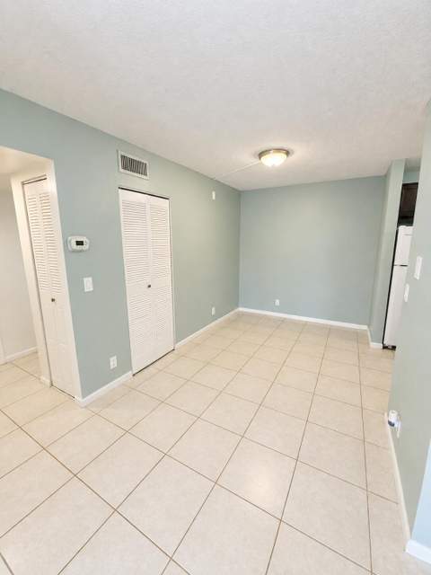 3253 NW 104th Avenue, Coral Springs FL - photo 6 of 18