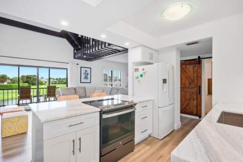 900 Greensward Lane #209-G, Delray Beach FL - photo 10 of 61