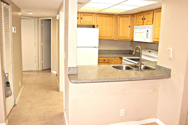 2 bedroom Condominium at 1500 SE Royal Green Circle #102, Midport Place I, A Condominium, Port St. Lucie — photo 3