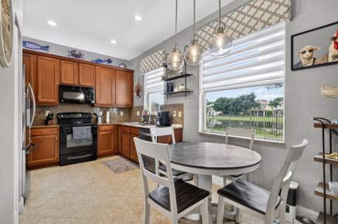 7932 Picklewood Park Drive, Boynton Beach FL - photo 11 of 59