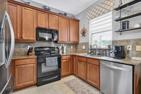7932 Picklewood Park Drive, Boynton Beach FL - photo 13 of 59